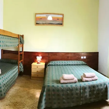 Holiday home Cal Toni